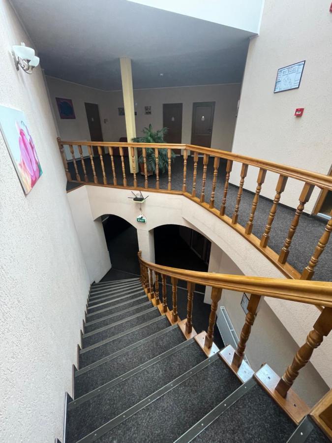 Pension Regal Satu Mare Exterior foto