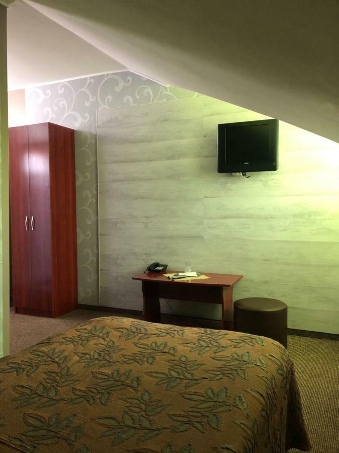 Pension Regal Satu Mare Exterior foto